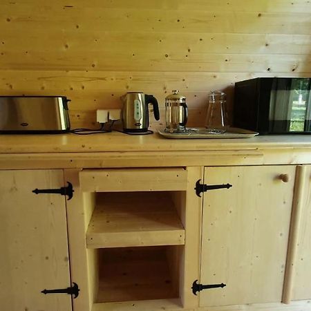 Cabane 2/3 Pers Au Camping Les Patis Nazelles-Negron Luaran gambar